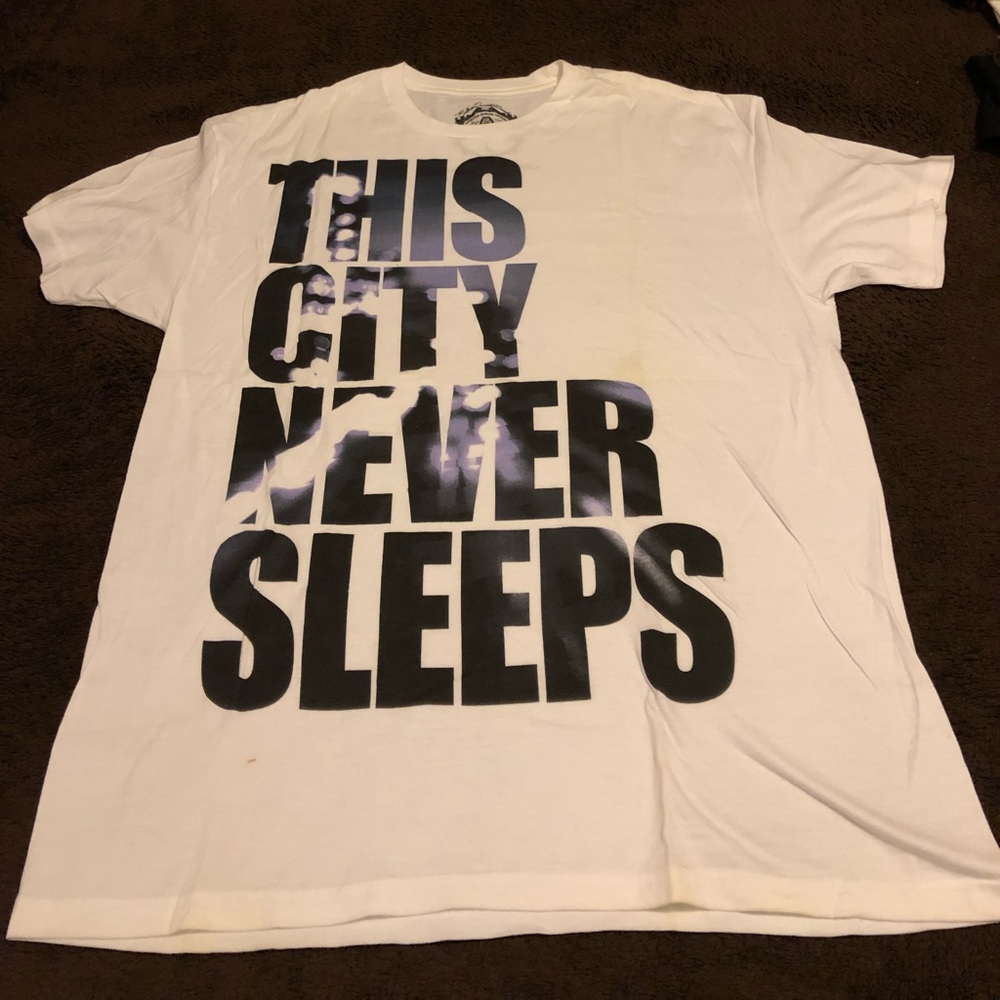 American Rag this city never sleeps tee